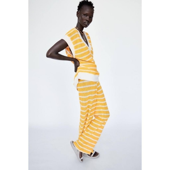Zara Sweater Vest Yellow Stripe Tank Cotton V Neck Oversized Slouchy - Picture 1 of 10